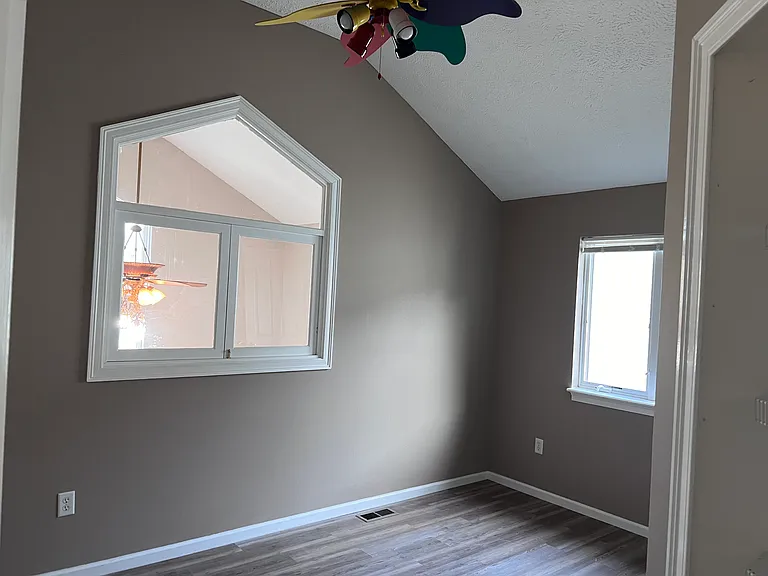 1800 Stone Manor Cir — Photo 7