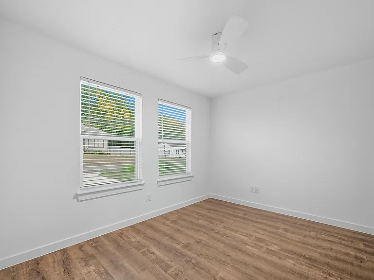 1315 Oneal St #STREET;-B — Photo 5