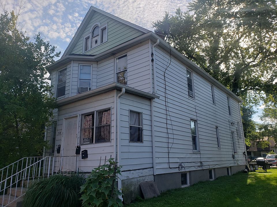 1st image of 714 S McAlister Ave
