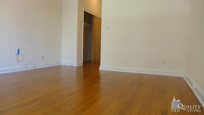 Rented by New York Quality Living Downtown | media 32