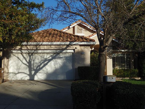 2nd image of 4912 Cougar Peak Way