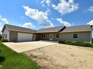 10726 N Hulbert Rd, Mc Connell, IL 61050