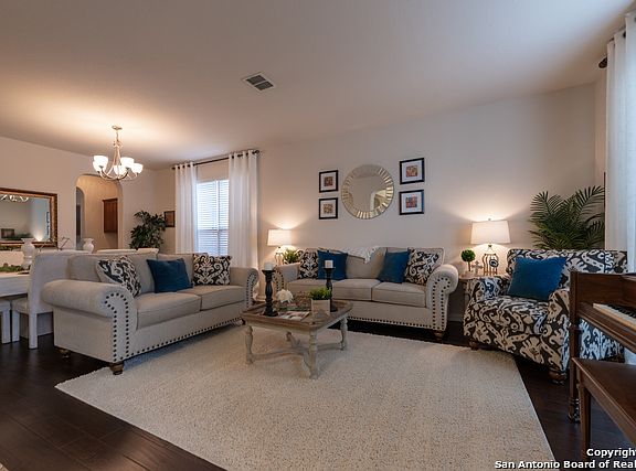 3rd image of 25711 Copperas Ln