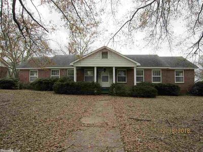311 W Wood Ave, Monticello, AR, 71655