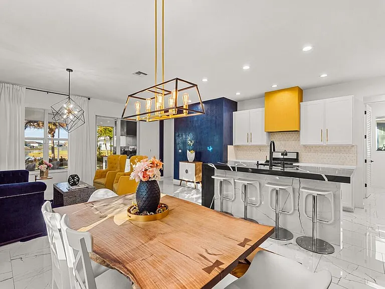 11828 SW Lyra Dr — Photo 7