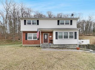 24 Robert Rd, Cornwall, NY 12518