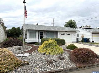 2273 Umpqua Rd, Woodburn, OR 97071