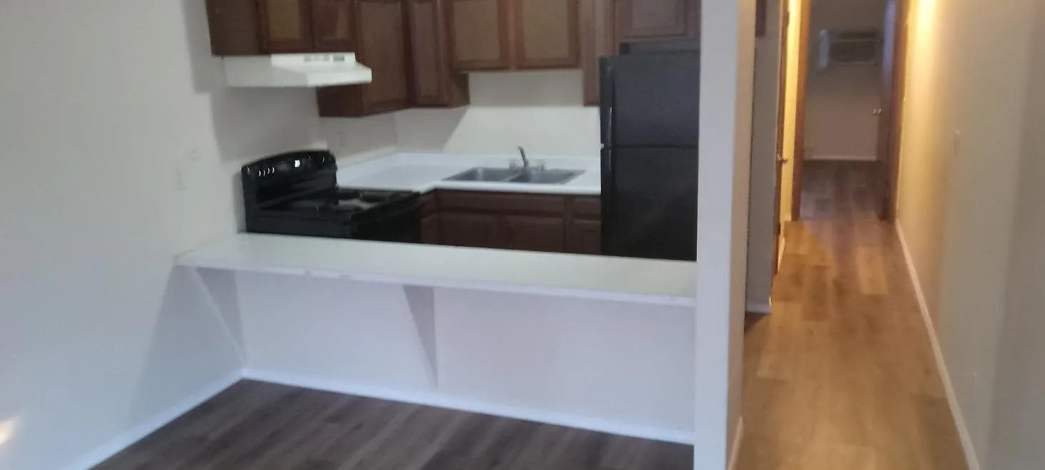 111 Park View Court - 6 — Photo 3