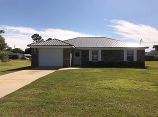 27 Pat Dr, Midland City, AL 36350