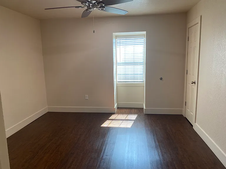 906 Frisco St #2 — Photo 6