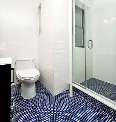 Rented by Avenues Real Estate | media 16