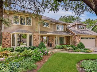 330 Beechwood Ct, Wheaton, IL 60189