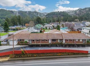 1806 Winchester Ave, Reedsport, OR 97467