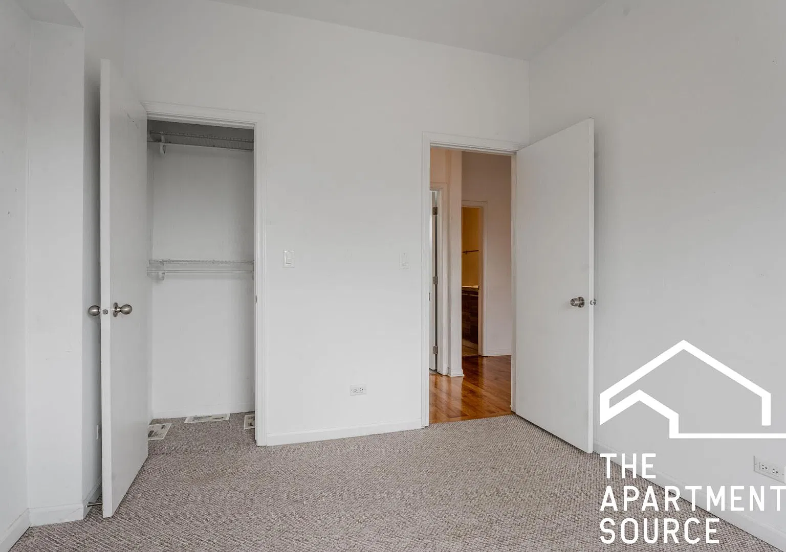2 bed, 1100 sqft, $2,325 — Photo 2