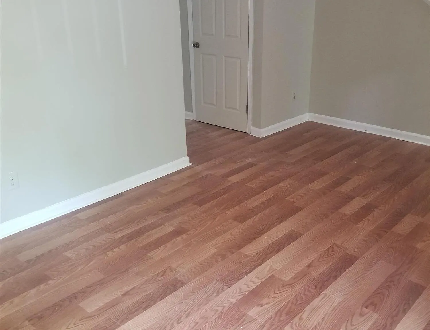 3 bed, 2.5 bath, $1,295 — Photo 3