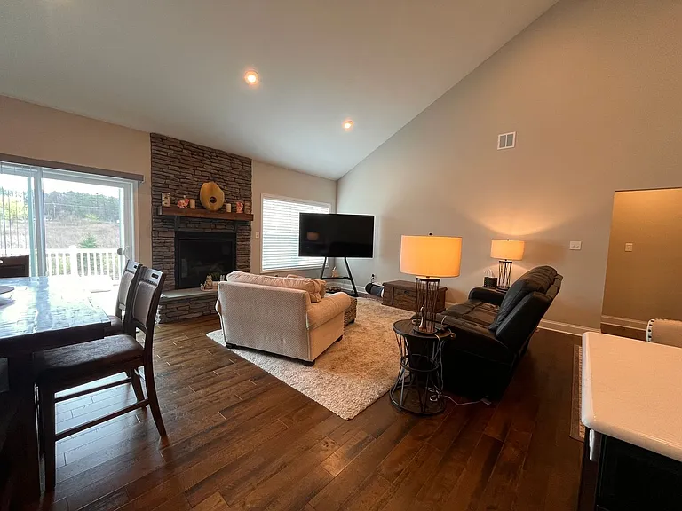 159 Aeropointe Ln — Photo 10