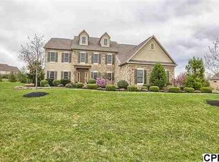 2215 Eaglesmoor Ln, Enola, PA 17025