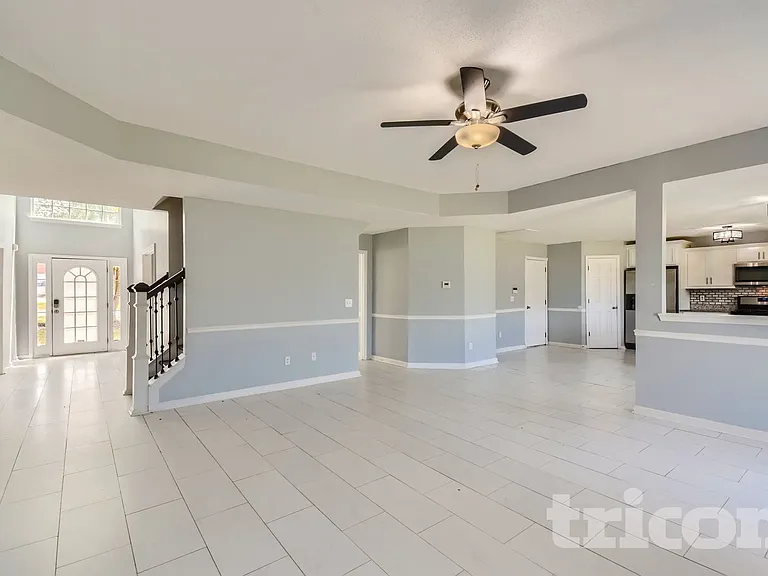904 Ambeau Cir — Photo 16