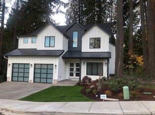 2445 SW 75th Ter, Portland, OR 97225