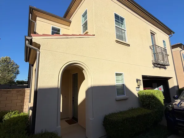 27711 Adonis Ln, Santa Clarita, CA 91351