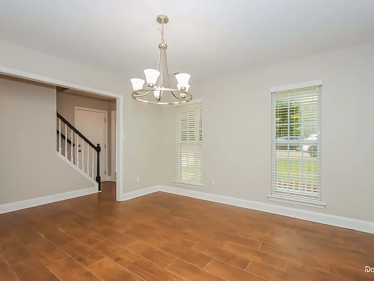2218 Taras Trace Dr — Photo 7