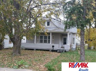 2220 Grand Ave, Omaha, NE 68110