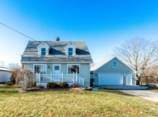 6795 Fargo Rd, Avoca, MI 48006