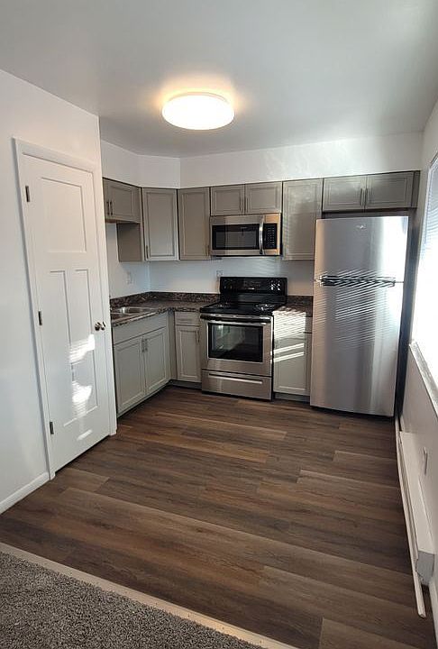 1st image of 1053 S Jackson St APT 5
