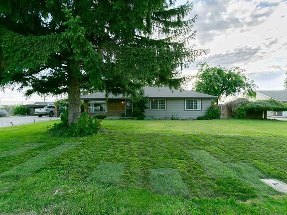 3rd image of 1334 W Sunset Dr