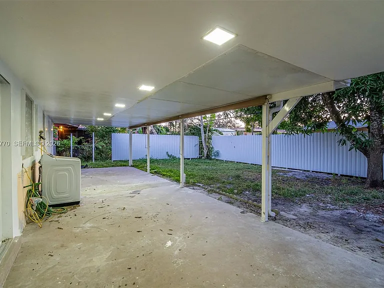 730 NW 77th Way — Photo 14
