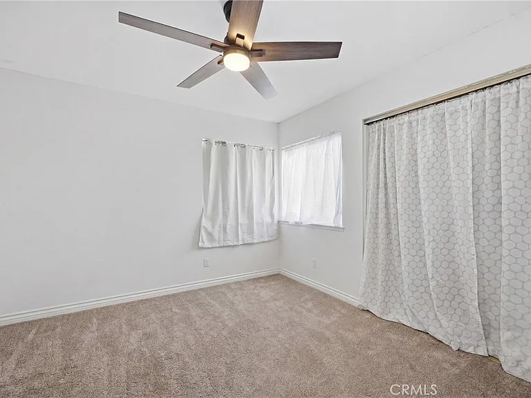1505 Canterbury Cir — Photo 29