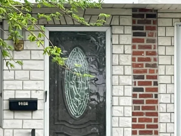 1126 Taylor Dr, Folcroft, PA 19032