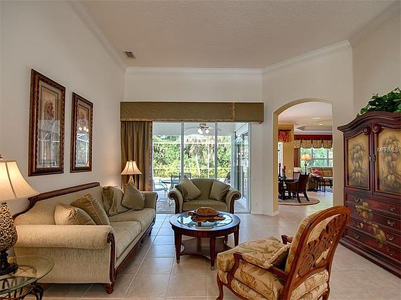 4th image of 1194 Tuscany Blvd