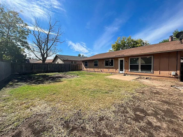 11516 Sandy Loam Trl — Photo 23