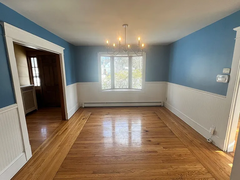 184 Hartford Ter — Photo 14