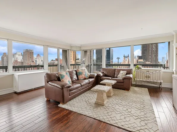 300 E 59th St APT 1706, Manhattan, NY 10022