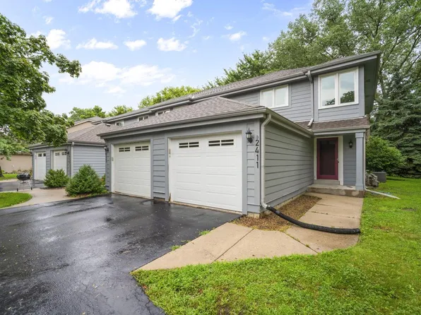 2411 Willowood DRIVE #D, Waukesha, WI 53188