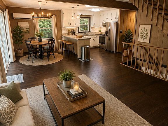 4th image of 1006 Chestnut Cove Trl