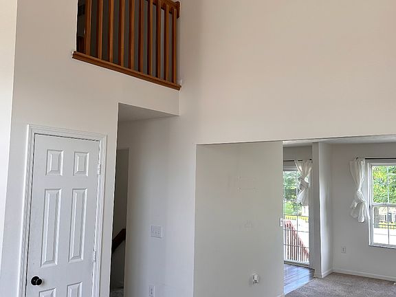 4th image of 8257 Deering Oaks Dr