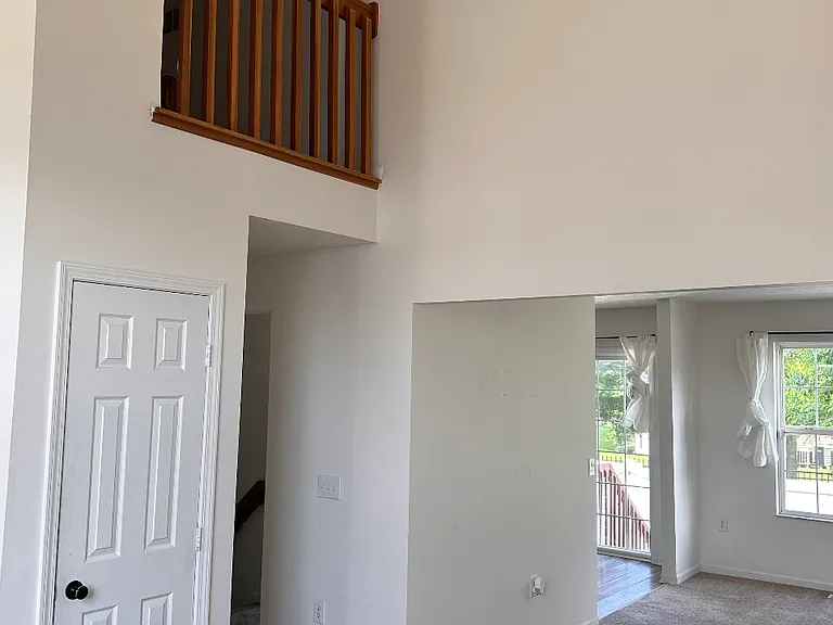 8257 Deering Oaks Dr — Photo 4