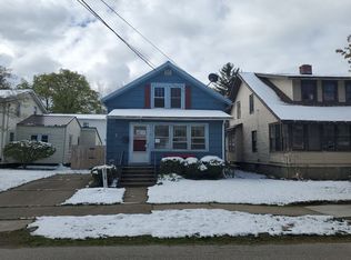 21 Eagle St, North East, PA