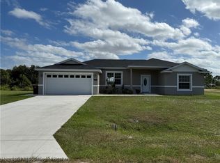 91 Hellcat Ct NW, Lake Placid, FL 33852