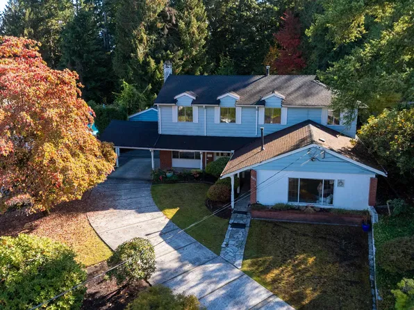 1804 Harbour Dr, Coquitlam, BC V3J 5W6