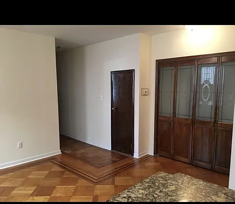 Rented by Metropolis International Realty Inc. | media 21