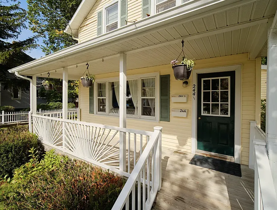 1 bed, $900 — Photo 2