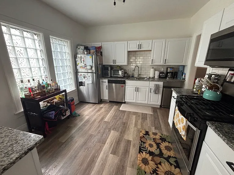 2550 Jefferson St NE #2 — Photo 2