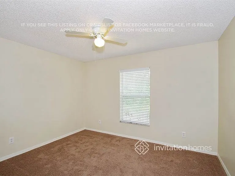 3009 Tropical Cir SE — Photo 8