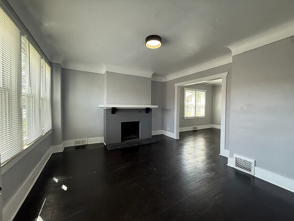Building Photo - 4839 Helen St