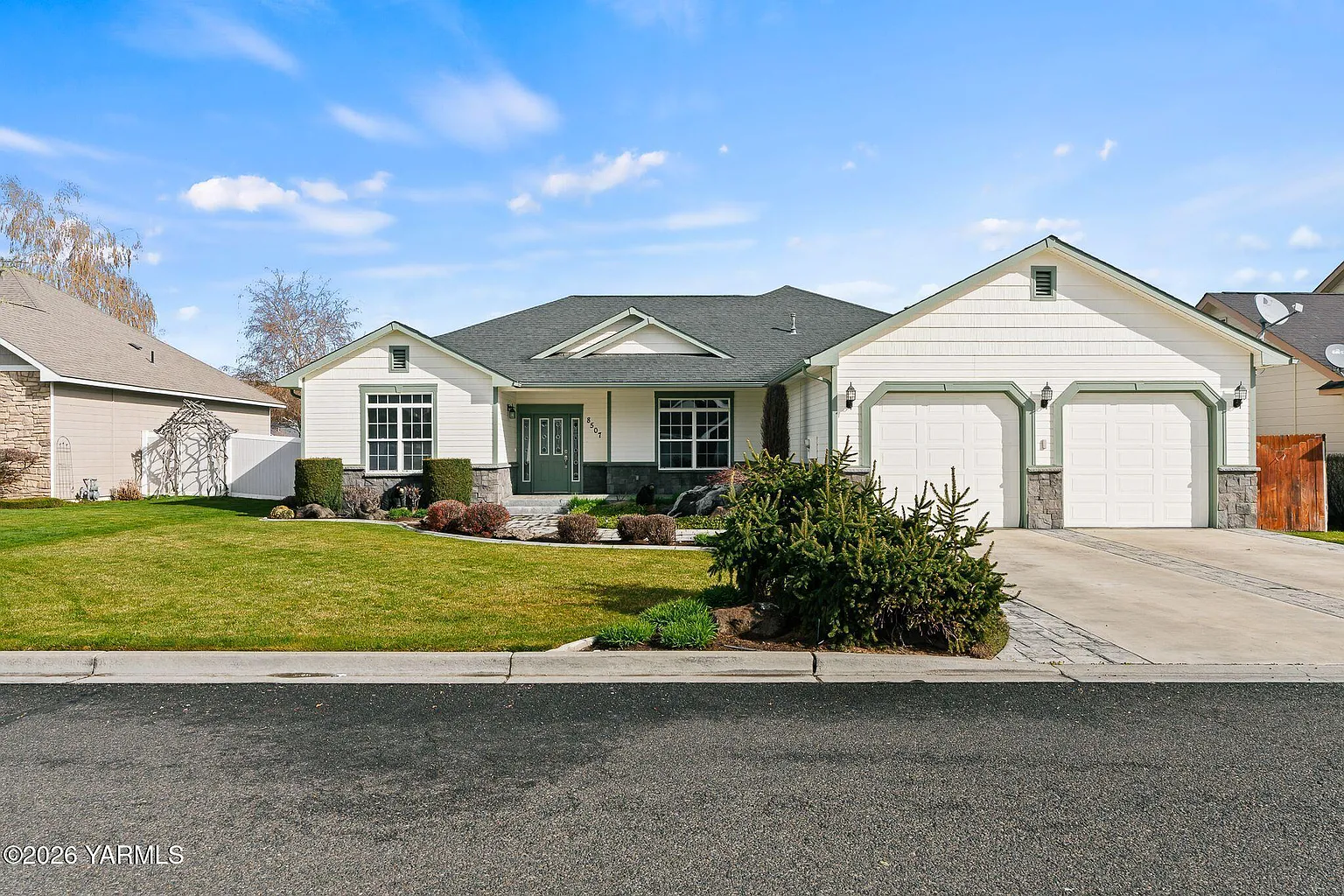 8507 Midvale Rd photo 1