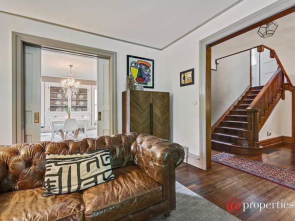 Living Room / Dining Room